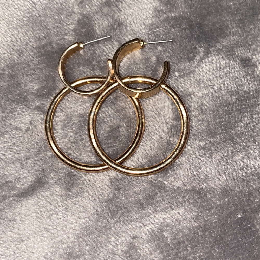 Gold earrings - Picture 2 of 2
